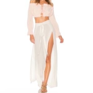 INDAH ECLIPSE white wide leg pants split legs XS